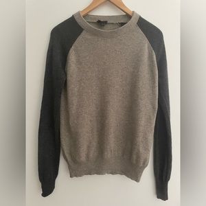 Theory Gray 100% cashmere “baseball” sweater